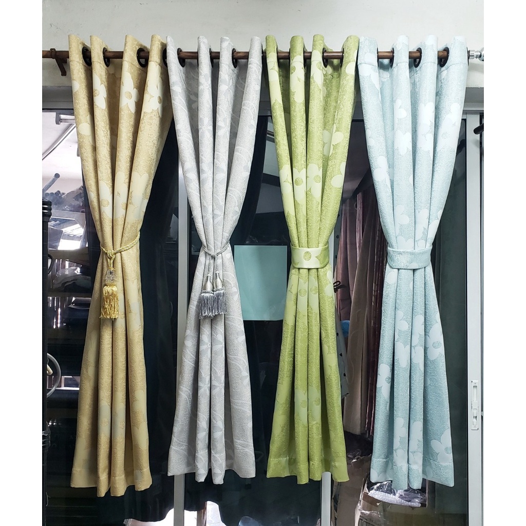 ผ้าม่าน ลายดอกไม้ น่ารัก สวย หนา พรีเมี่ยม รุ่นบลูมมิ่ง (Blooming)(แถมสายรัด)