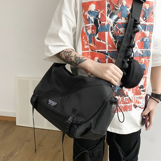 กระเป๋าสะพายข้างผู้ชาย กระเป๋าคาดเอว Mens sports waterproof and durable multi-function outdoor fashion Messenger bag