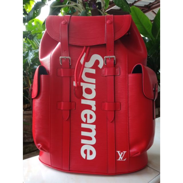 Supreme on sale lv bagpack