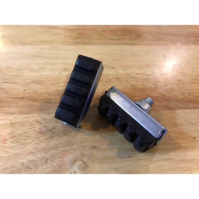 ยางเบรค / ผ้าเบรคจักรยาน FUJI สำหรับเบรคก้ามปู ใช้งานง่าย ราคาคุ้ม เหมาะกับจักรยานทั่วไป