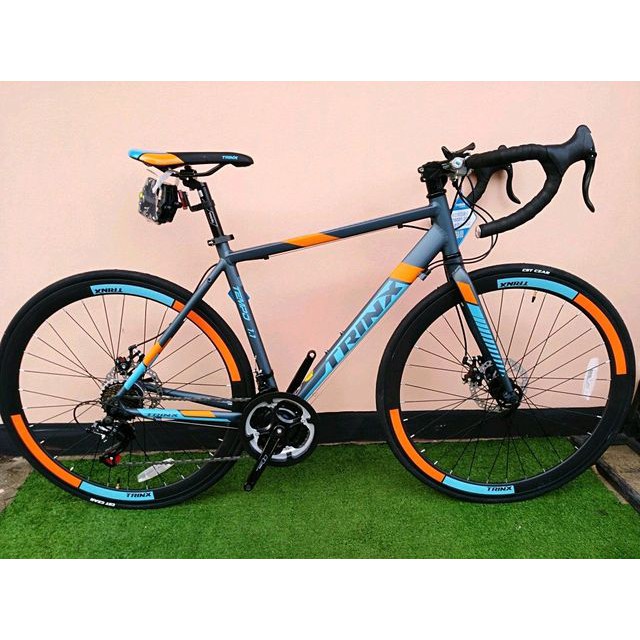 จักรยานเสือหมอบ​TRINX​ TEMPO​1.1สีดำด้านส้มรถสวยดีไซสปอร์ท