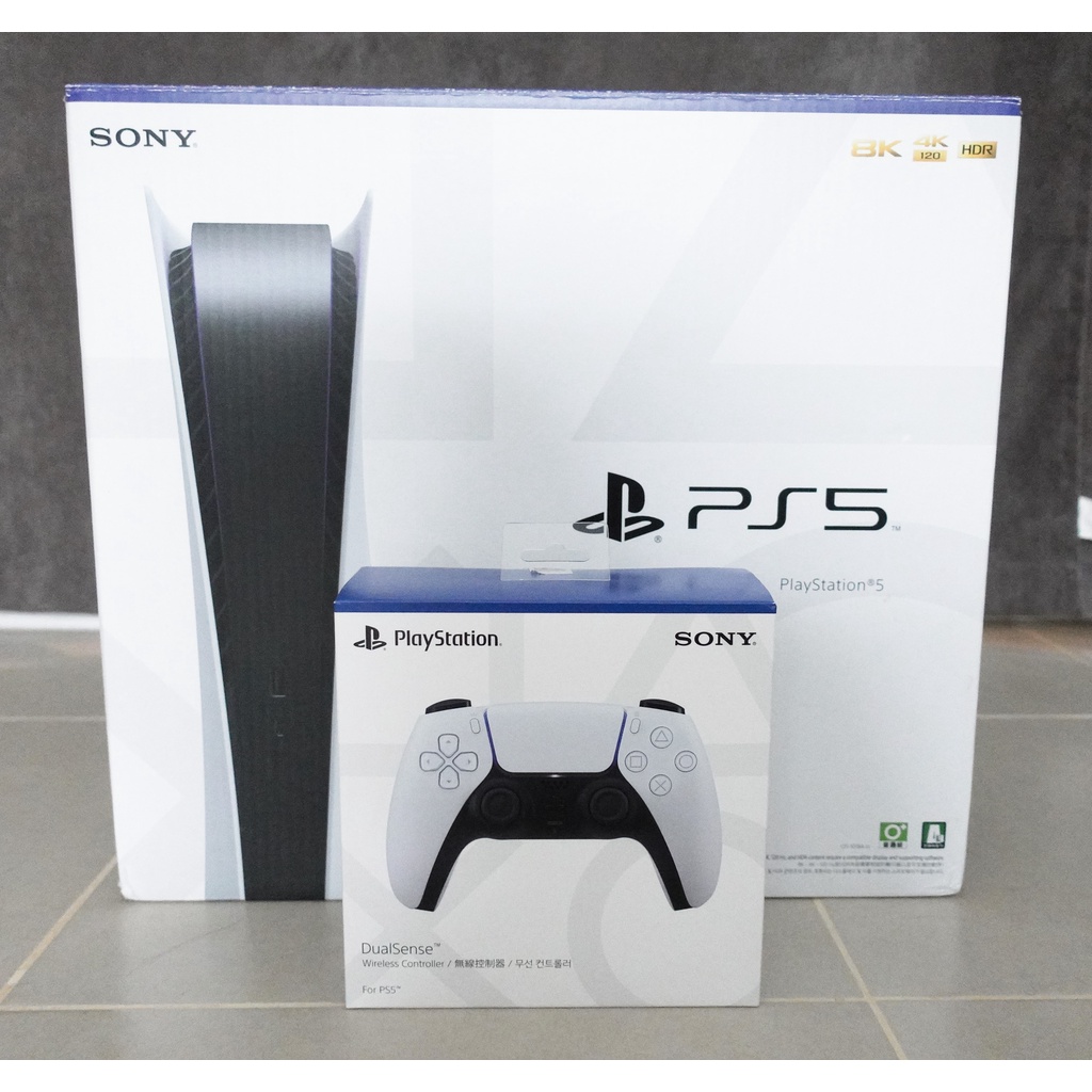 PS5 - Standard Edition (แบบใส่แผ่น) / PlayStation 5 / 2 จอย / มือสอง ศูนย์ไทย หมดประกันแล้ว วันที่ 05/05/65