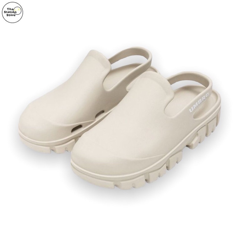 รองเท้า   Umbro Topi