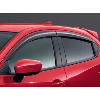 คิ้วกันสาด Mazda2 DE / Mazda2 Skyactiv สีดำเข้ม แบบไม่มีสกรีน เรียบเท่ห์ ดุดัน ( ABS แท้ 100% ) ปี 2010 - now