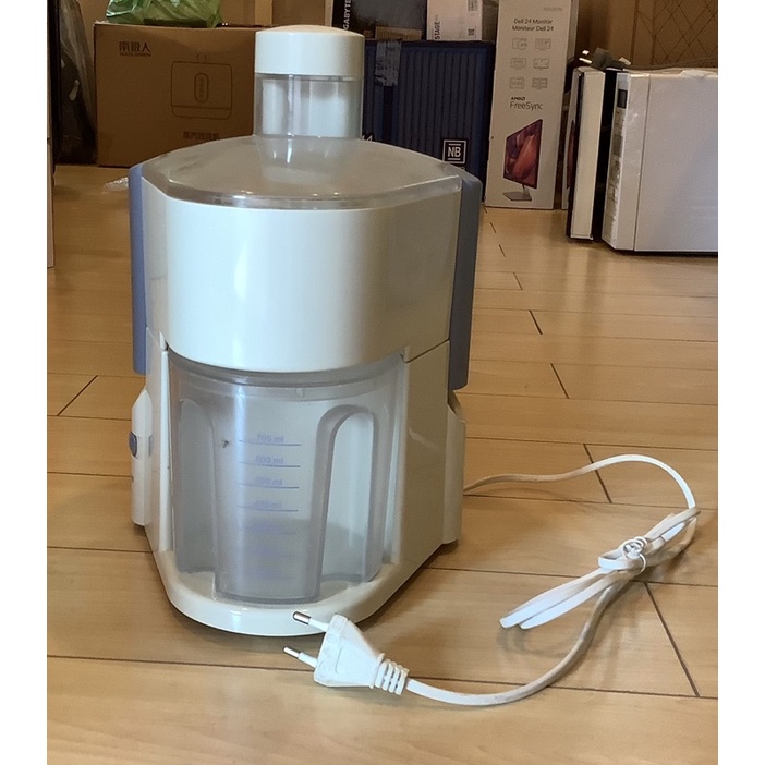 เครื่องคั้นน้ำผัก ผลไม้แยกกาก ของ SEVERIN วีรสุใช้งานได้ปกติ