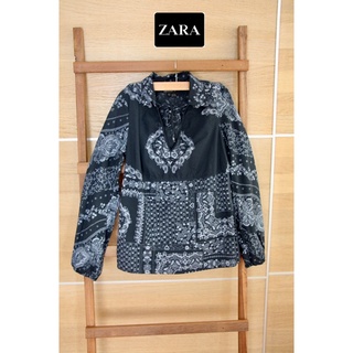 zara สวยมากก  พื้นดำพิมพ์ลาย ป้ายครบ ป้าย M อก 36 ยาว 25