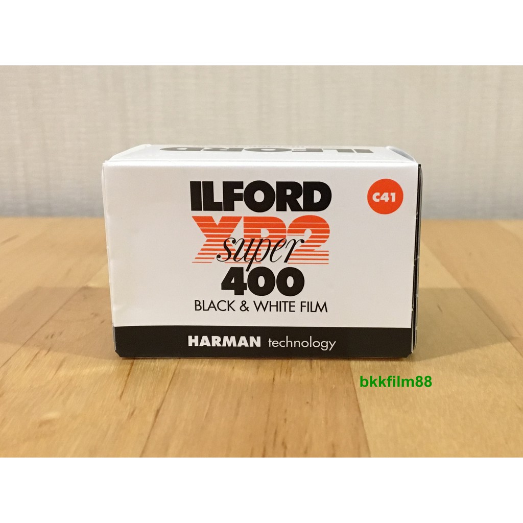 ฟิล์มขาวดำ ILFORD XP2 Super 400 35mm 36exp 135-36 Black and White Film ฟิล์มถ่ายรูป C41 ฟิล์ม xp2