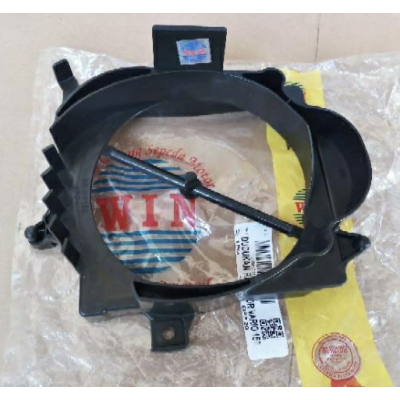 ขายึดหม้อน้ํา Vario 125 150 2015 2016 2017 WIN K59 K60