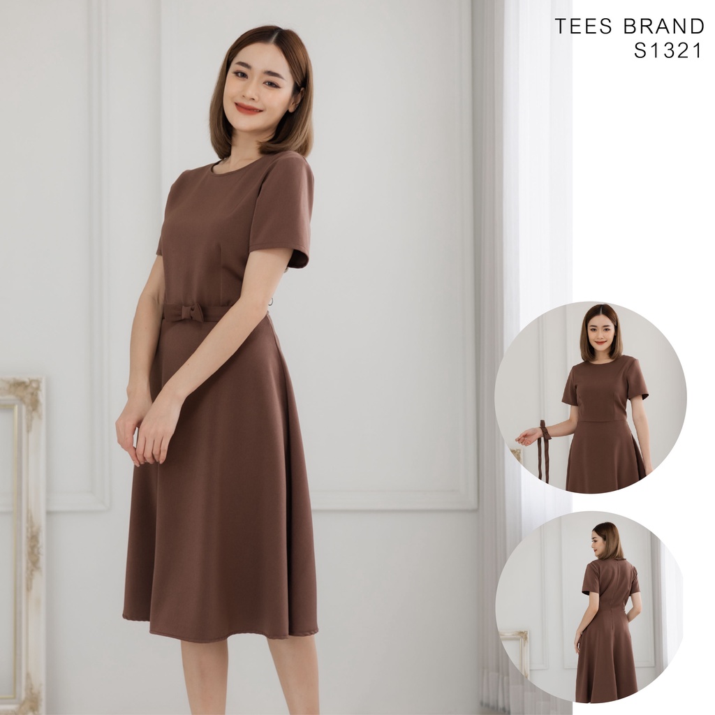 TEESBRAND T1321 ชุดทำงานสีน้ำตาล ทรงบาน เสื้อคอกลม มีโบว์เข็มขัด
