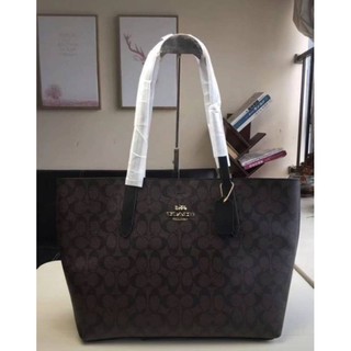 Coach AVENUE TOTE IN SIGNATURE CANVAS