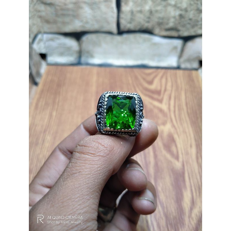 Moldavit Tektite เสื้อกันหนาว