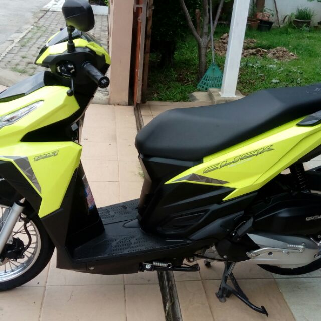 Click 125i ป 17 Shopee Thailand