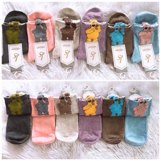 ถุงเท้าข้อกลางผ้าคอตตอนลายเอลโม่ คู่ละ 25 บาท