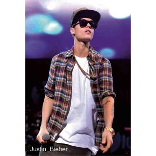 Justin Bieber, โปสเตอร์นักร้องต่างประเทศ AM/EU