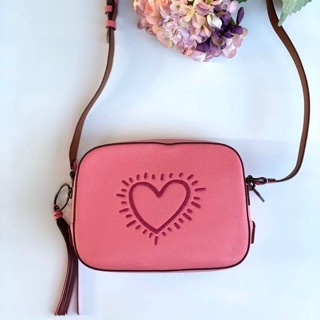 📌COACH X KEITH HARING CAMERA BAG F28647 Pink 📌Size : 8 1/4" (L) x 6 1/4" (H) x 3" (W).  📌shop มีถุงผ้า