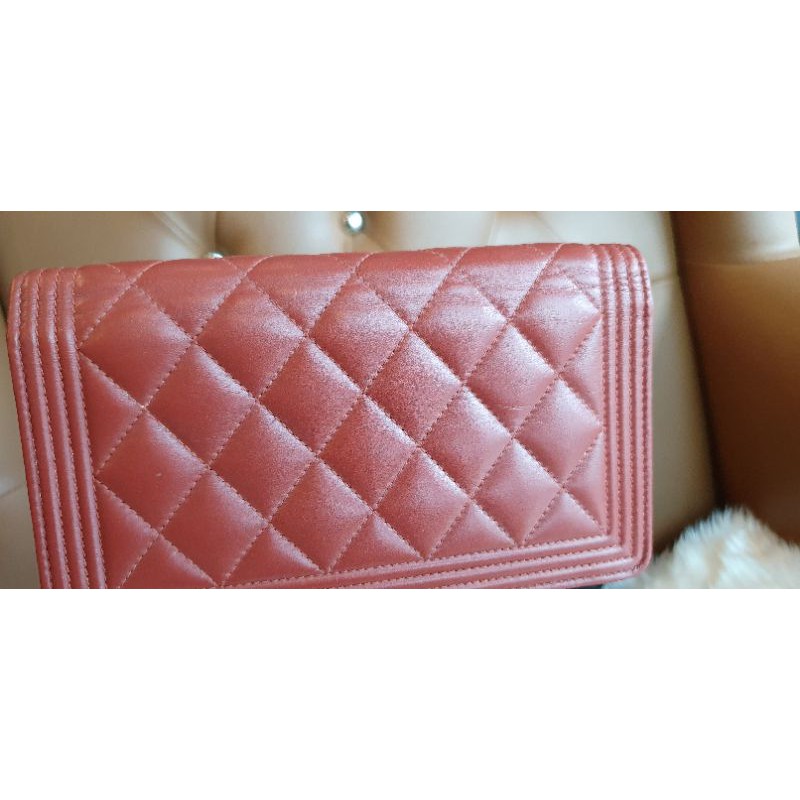 Chanel bi-fold wallet boy