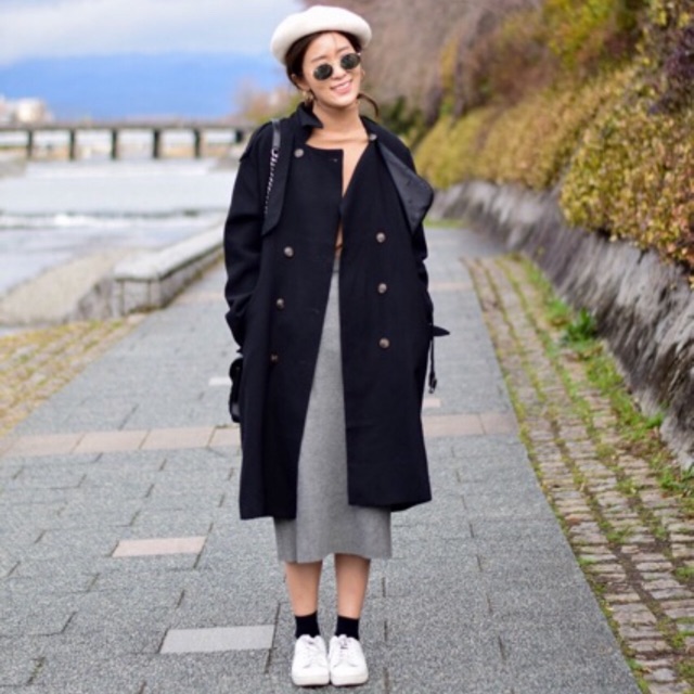 Trench coat จากร้าน dailysquad