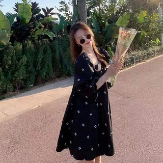 ชุดกระโปรงพิมพ์ลายดอกไม้สีขาว เสื้อผ้าคุณแม่สีดำผ้านุ่ม สินค้าเหมาะสำหรับคุณแม่มากๆใส่ง่ายไม่รัดหน้าท้อง