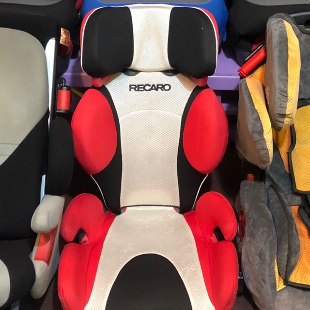 คาซีท บูสเตอร์ รุ่น start r1 สีเทาแดง สภาพดี สีสด Booster seat Recaro