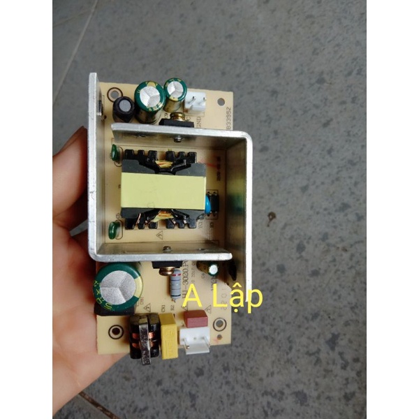 วงจรลําโพง 15V6A****