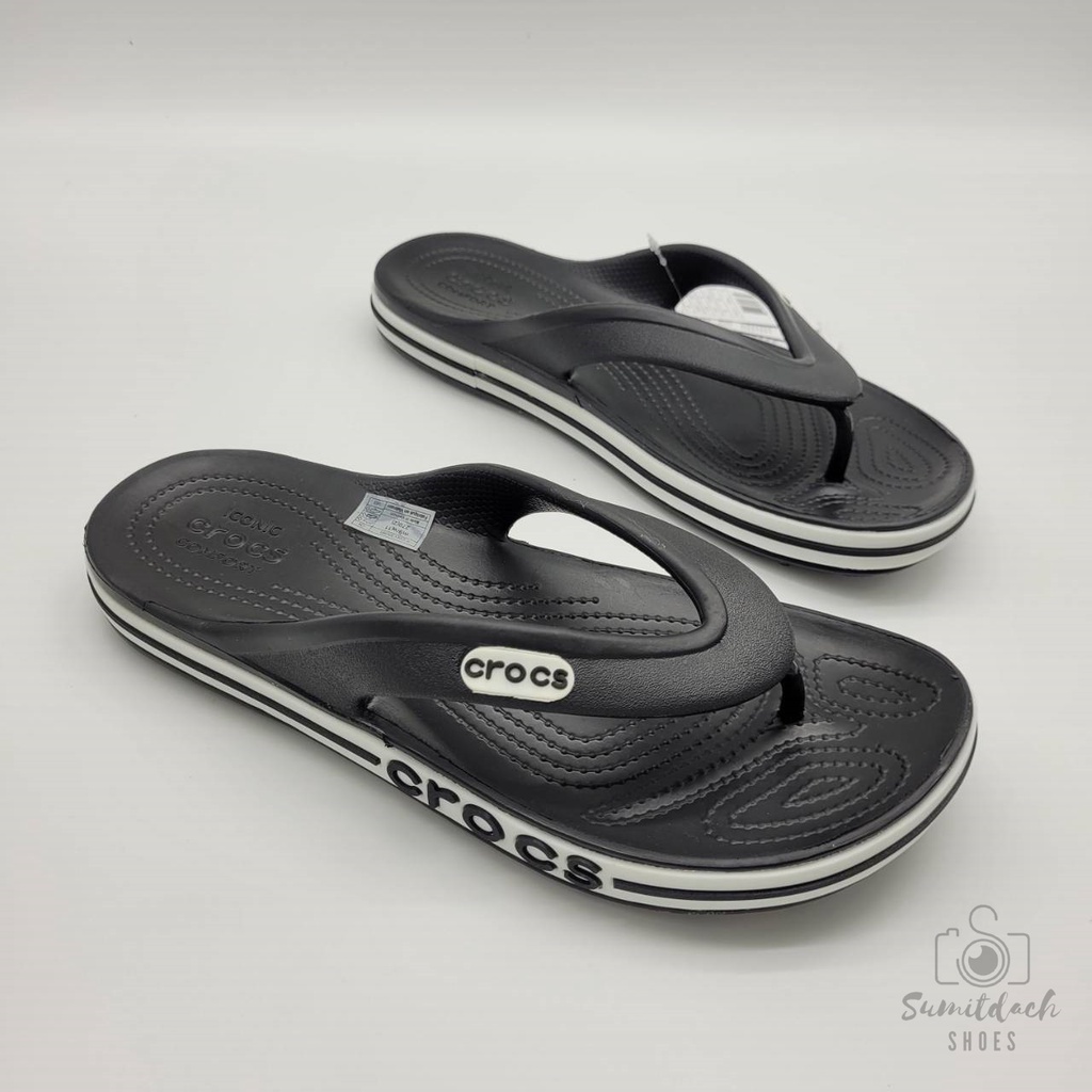 รองเท้าแตะแฟชั่น ทรงหนีบ สไตล์ Crocs Bayaband Flip (Unisex)