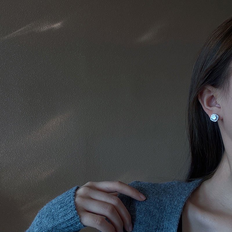 ต่างหูเงิน Shuling S925 ประดับเพทายสไตล์คลาสสิก
 - รูปที่ 3