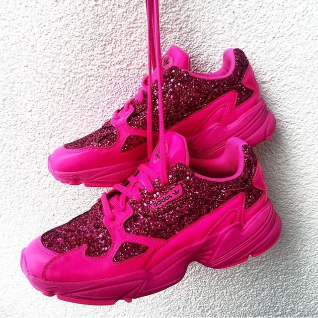 adidas falcon shock pink