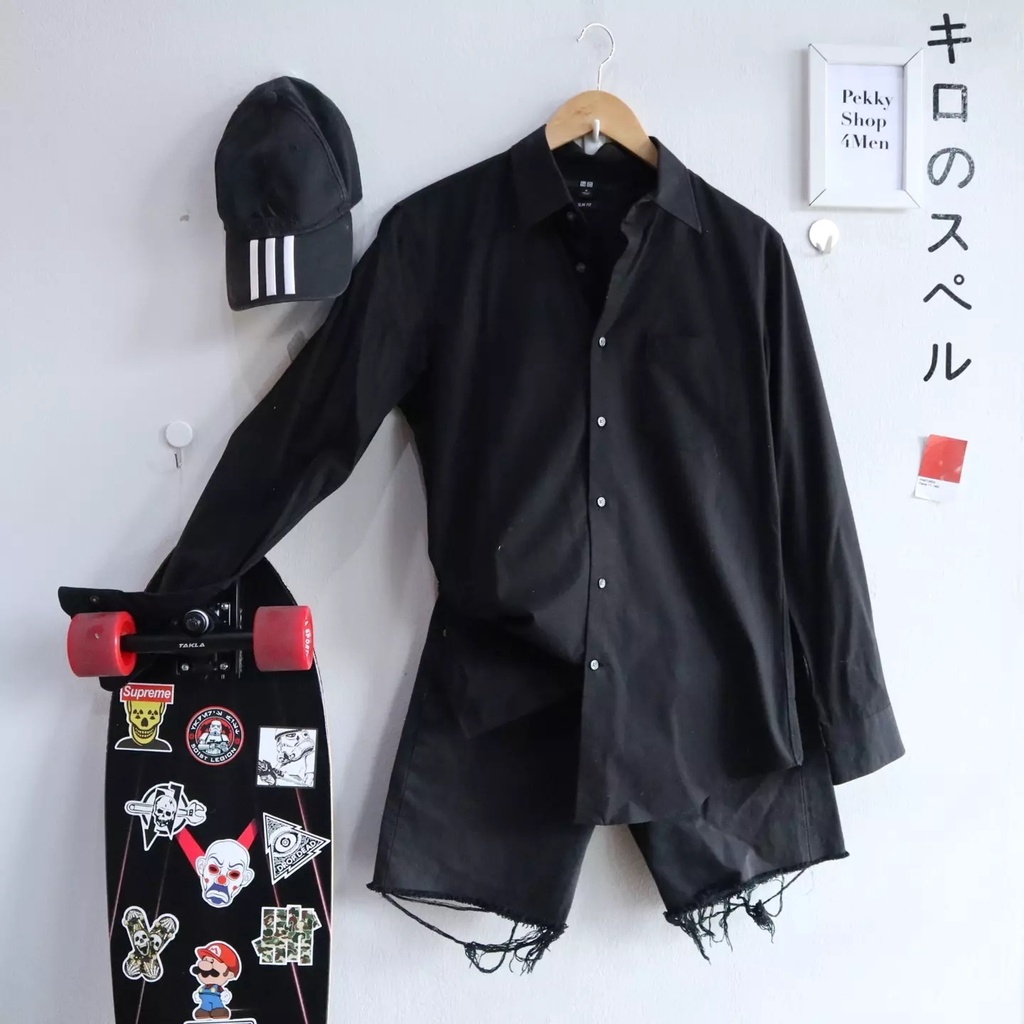 uniqlo cotton extra เสื้อเชิ้ตยูนิโคล่ สีกรม ฟ้า สีดำ ขาว มีหลายสี สภาพสวย