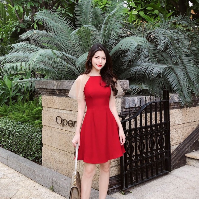 ชุดเดรสเสื้อผ้าแบรนด์ Elpis