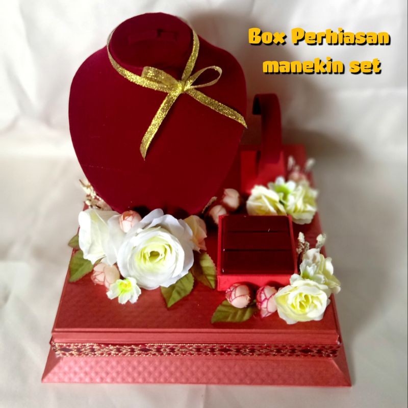 BOX JEWELRY BOX, MANNEQUIN