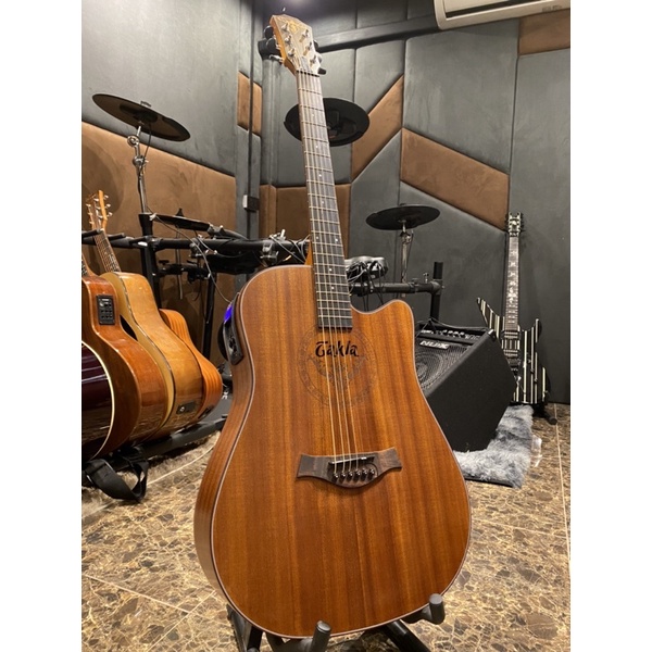 กีต้าร์โปร่งไฟฟ้า41นิ้ว takla m-310cEQ ไม้มะฮอกกานี เล่นง่าย คอเล็ก เสียงดี โมส มิวสิค