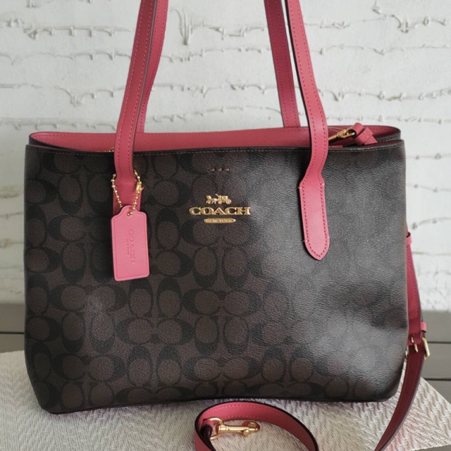 AVENUE CARRYALL IN SIGNATURE CANVAS (COACH F48735) BROWN/STRAWBERRY/IMITATION GOLD