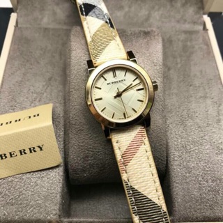 BURBERRY 9219 Champagne Dial Haymarket Check Fabric Ladies Watch Burberry Item มีที่นี่ที่เดียว