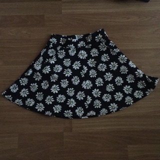 กระโปรงเอวยางยืด cotton on