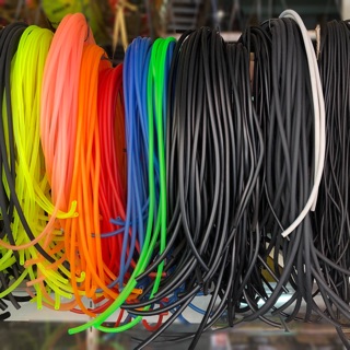 สายน้ำมัน เส้นดำ สี IRC 1 เมตร