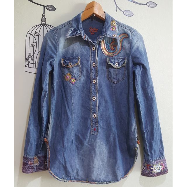 เสื้อเชิ้ต ยีนส์ Replay ปักลายเก๋