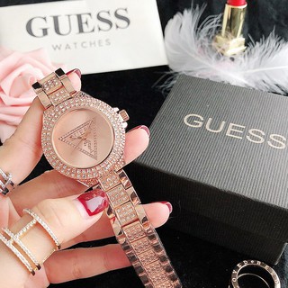 Guess นาฬิกาข้อมือควอทซ์ ประดับเพชรเทียม สําหรับผู้หญิง