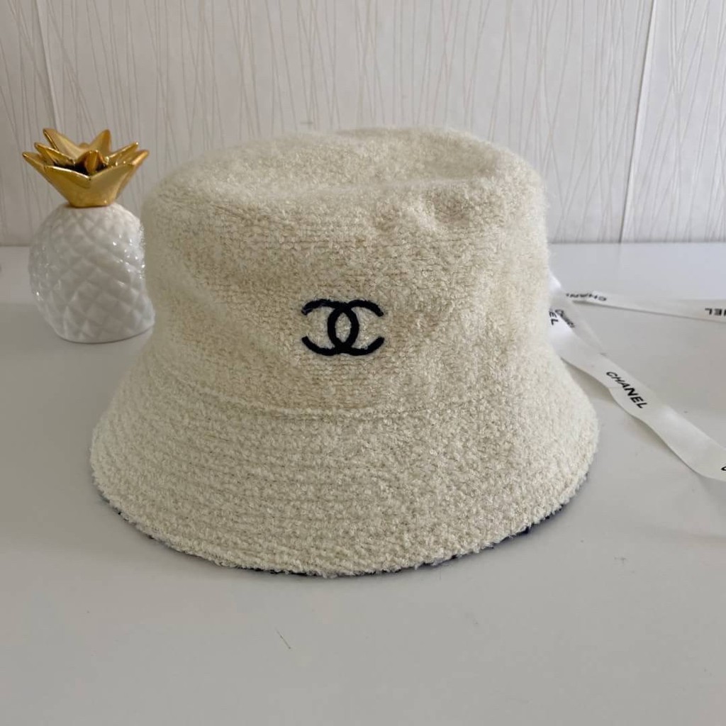 bucket hat chanel