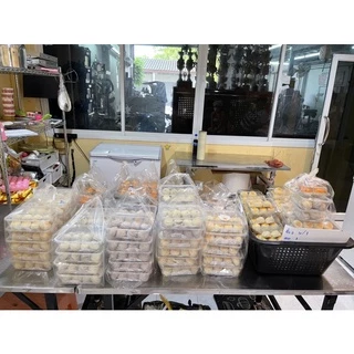 ขนมเปี๊ยะไส้มันม่วงไข่เค็ม แป้งนุ่ม ไส้แน่น หวานน้อย
