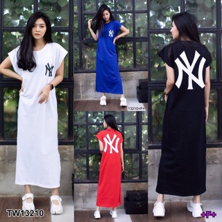 Maxidress แขนกุดผ่าข้างสกรีนสวย