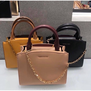 🔥ล้างสต็อก🔥Charles&amp;Kieth CHAIN LINK CLASSIC HANDBAG แท้ outlet