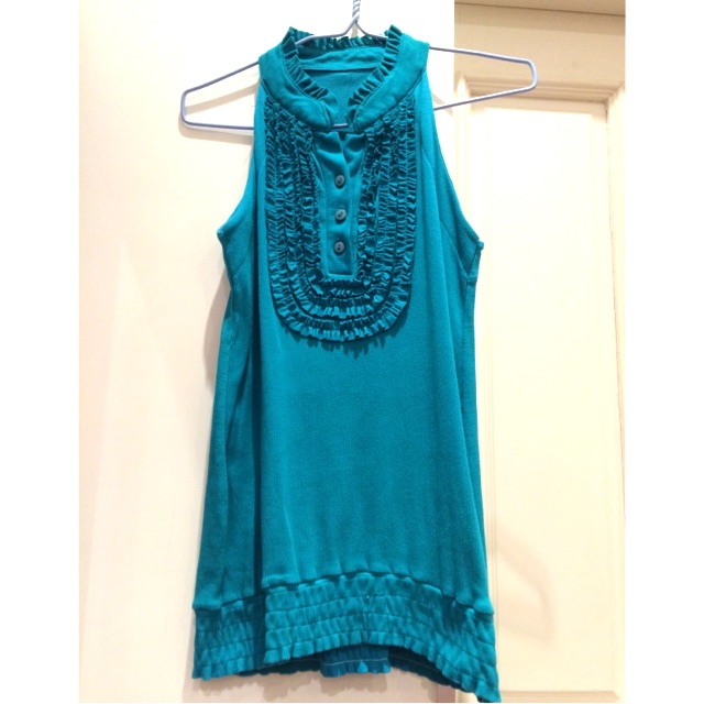 Ruffle blue top