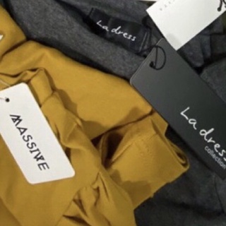 เสื้อยืดงานป้าย la dress และ massive สวยๆพร้อมส่งจ้า