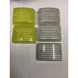 ฝาไฟหรี่รุ่นSuzuki -FR80สีขาว /สีเหลือง