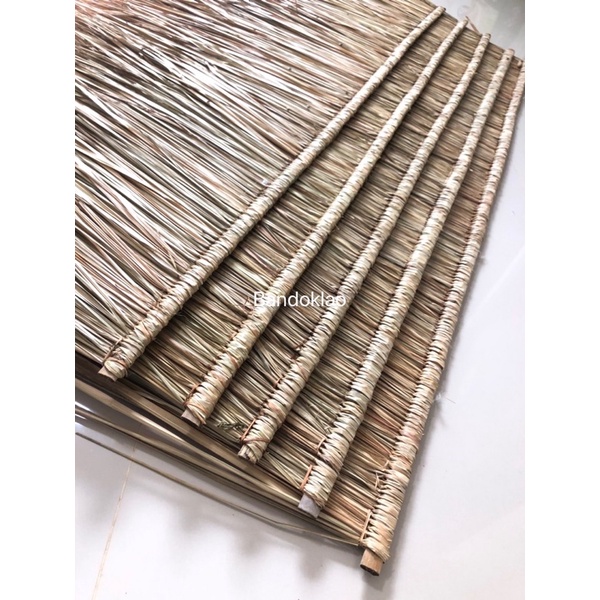 หญ้าคา มุงหลังคา หญ้าคาตับหญ้าคามุงหลังคาความยาว155 กว้าง40,-50cm มุงฟาร์มไก่ ฟาร์มเห็ด หรือรีสอร์ท 