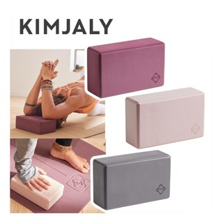 Yoga Block บล็อคโฟมโยคะ Kimjaly 90g. หรับฝึกโยคะช่วยในเรื่องของการทรงตัว สัมผ้สนุ่มและมีน้ำหนักเบา สามารถพกพาไปได้ทุกที่