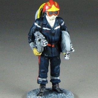 หุ่น​ โมเดล นักดับเพลิง สเกล 1/32 model fireman หน่วยกู้ภัย ของ Del Prado (BOM050)