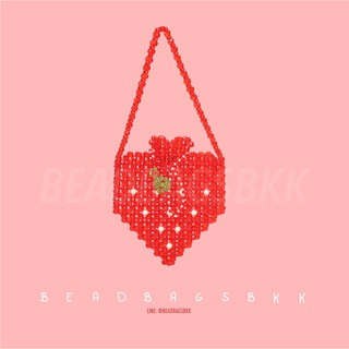 กระเป๋าลูกปัด Lucky strawberry #010025