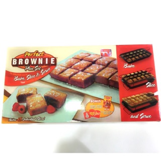 ถาดอบเค้กบราวนี่ BROWNIE PAN SET