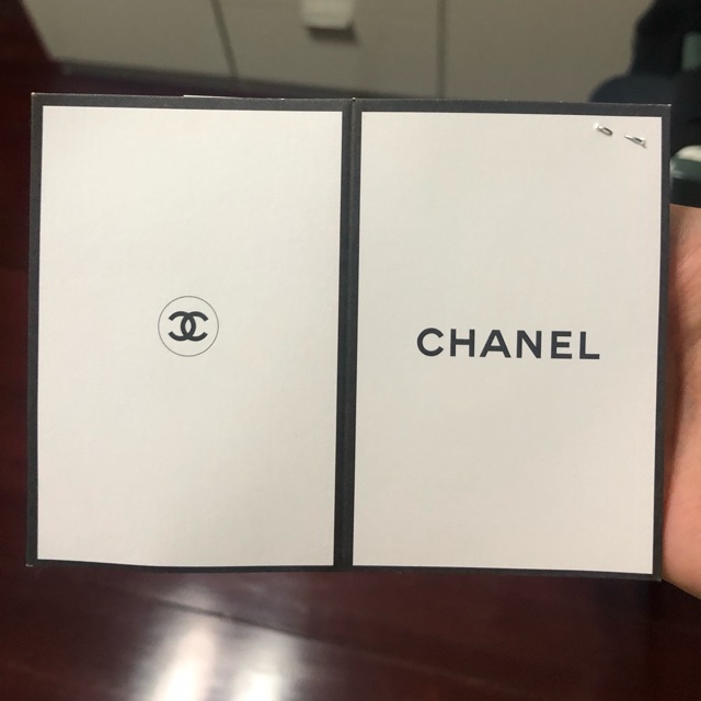 บัตรแต่งหน้า Chanel